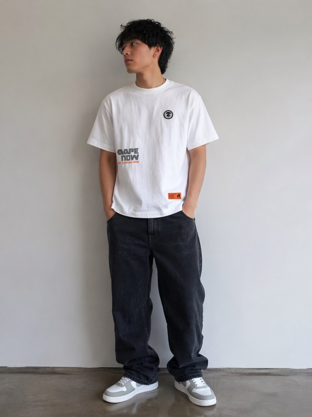 AAPE By A Bathing Ape Crewneck T-Shirt Men’s Small White Logo Streetwear